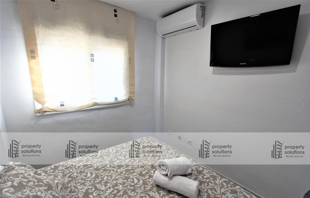 Apartamento Torremolinos - A 600M De La Playa De La Carihuela - Piscina - Parking Gratis - Excelente Conexion Wifi ภายนอก รูปภาพ